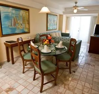 Hotel Ocean Breeze Mazatlán 4*,