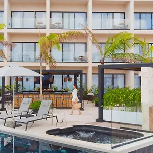 hive-cancun-smart-lodging.quintano-roohotels.com/