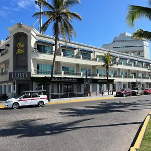 La Siesta Malecon Hotel