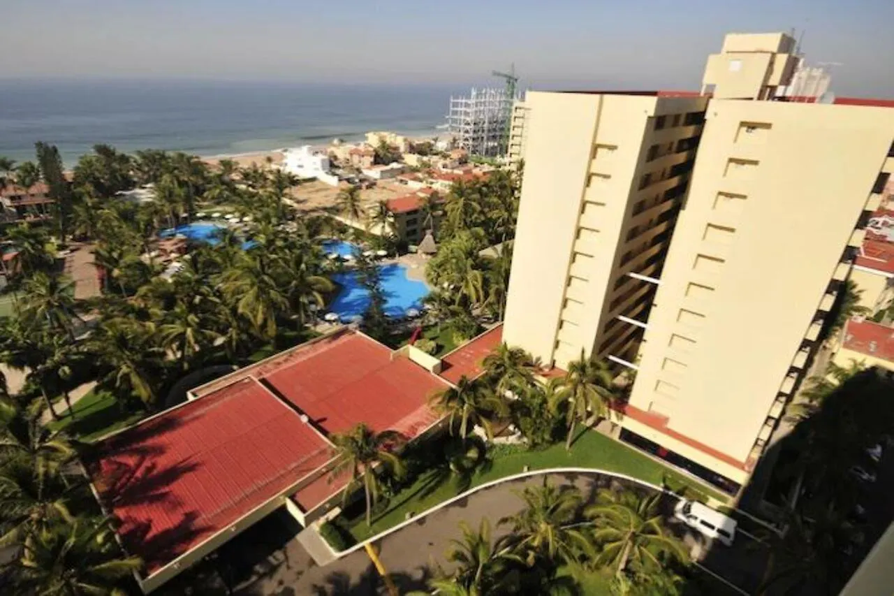 Ocean Breeze Mazatlan Hotel